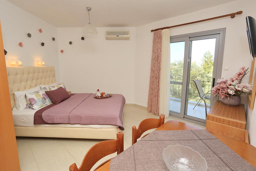 Kastoria Hotel Apartments Ханіоті Екстер'єр фото